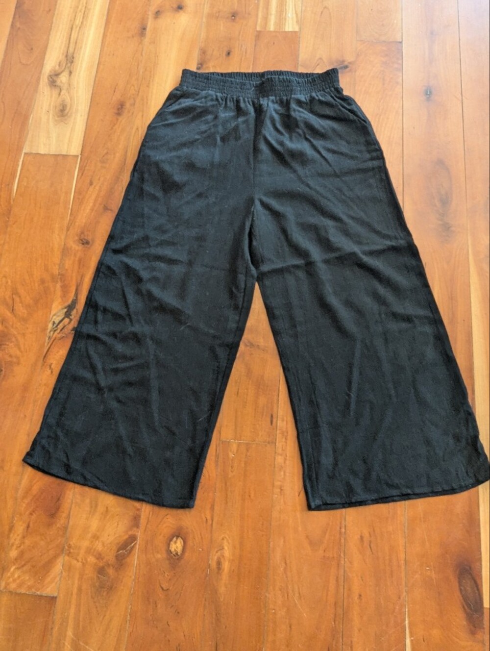 Women's Black Wide-Leg Trousers
